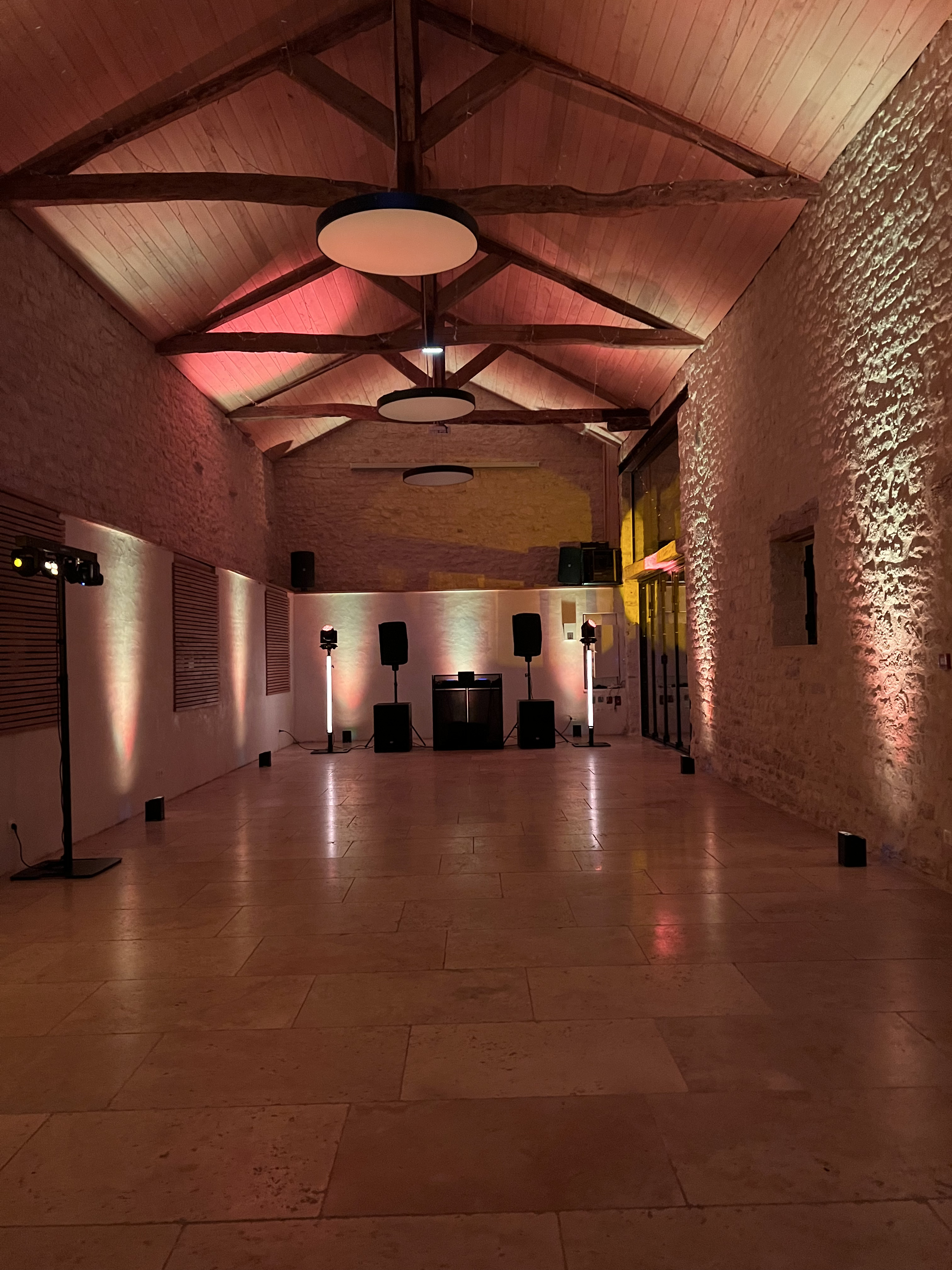 Éclairage ambre pastel